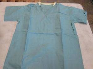 lot 430 image: Case of 12 Small Scrub Tops...
