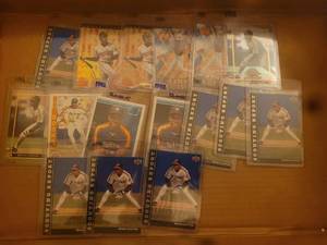 lot 37 image: Lot Of 16 Kenny Loftin Cards