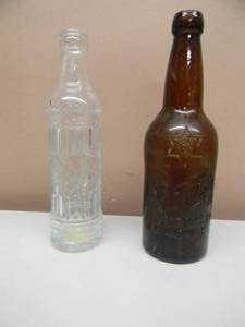 lot 10 image: VINTAGE BEER CANS - HAMM ST. PAUL  SMOOTH AND MELLOW & SCHMIDT ST. PAUL A CEREAL BEVERAGE - GREAT CANS - SEE PICTURES