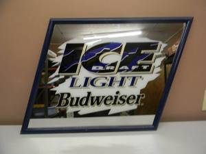lot 16 image: VINTAGE BUDWEISER ICE DRAFT LIGHT BAR SIGN ADVERTISING MIRROR - NICE - VERY COOL PIECE - APPROX 32 By 21 - SEE PICTURES