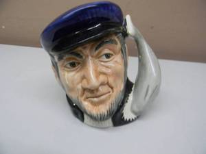 lot 26 image: RARE - VINTAGE 1958 Royal Doulton CAPT AHAB D6506 Toby Mug - Whale Handle - NICE - GREAT PIECE - APPROX 4.5 - SEE PICTURES