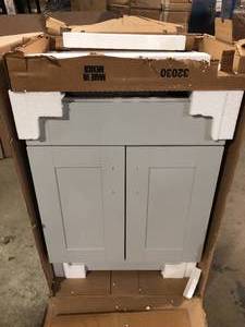 lot 11 image: Glacier Bay  Arla 24.25 in. W x 18.75 in. D x 32.89 in. H Single Sink Bath Vanity in Pearl Gray with White Vanity Top and Mirror, Customer return, Review all pictures