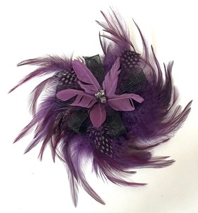 lot 97 image: 5 Floral Clips and Pins