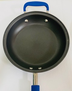 lot 105 image: 2 Rachel Ray Skillet Pans