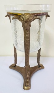 lot 113 image: Vintage Brass Goods