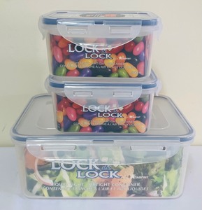 lot 126 image: 12 Lock & Lock Containers