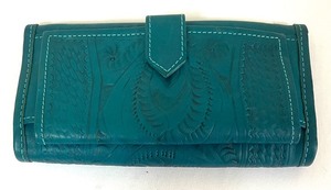 lot 150 image: Teal Blue Leather Wallet and Pouch Set