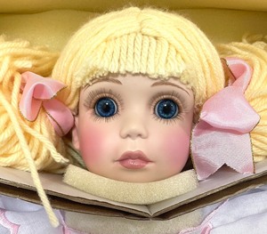 lot 147 image: Marie Osmond Limited Edition Toddler Collectable Doll