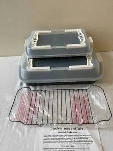 lot 313 image: Cooks Essentials Non-Stick Bakeware