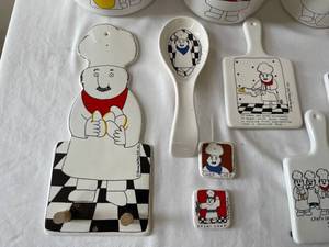 lot 318 image: Fun Chefs Canister Set with Accessories
