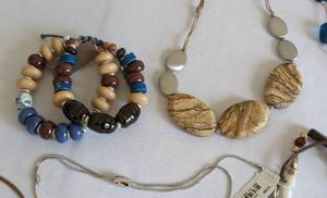 lot 205 image: J. Jill Womans Fashion Jewelry