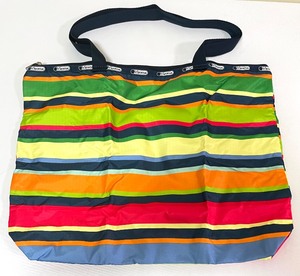 lot 279 image: Le Sportsac Tote and Matching Pouch