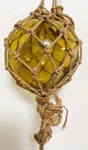 lot 286 image: Marvelous Marine Balls