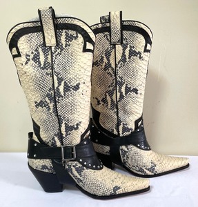 lot 285 image: New Diego di Lucca Boots with Removable Black Rhinestoned Accent Straps