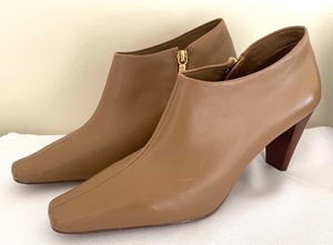 lot 366 image: 3 Pairs of Liz Claiborne Heeled Ankle Boots