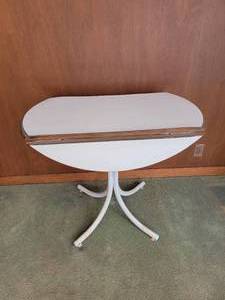 lot 78 image: Drop Leaf Outdoor Potters Table