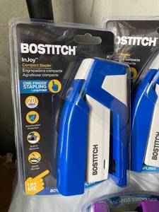 lot 48 image: Bostitch InJoy Staplers