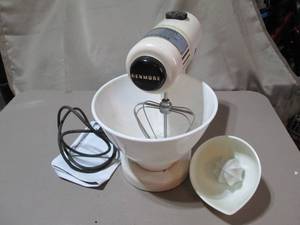 lot 64 image: Kenmore metal stand mixer with plas...