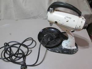lot 71 image: Sunbeam Mixmaster metal base stand ...