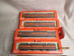 lot 208 image: HO Rivarossi Great Northern Empire ...