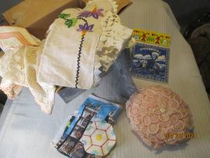 lot 315 image: Lot of embroidery and other fabric...