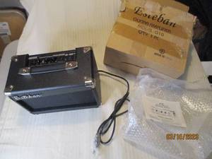 lot 22 image: Esteban guitar amplifier model G10 ...