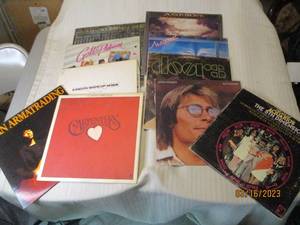 lot 105 image: Lot of vinyl records, see pictures ...