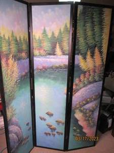 lot 144 image: Hand painted Canvas 3-panel room di...