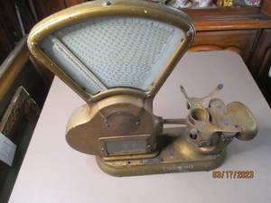 lot 151 image: Toledo springless scale...