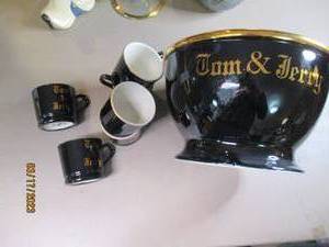 lot 154 image: Hall branded Tom and Jerry punch bo...