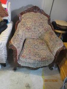 lot 162 image: Vintage Victorian Style arm chair w...