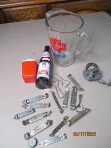 lot 164 image: Vintage and sealed Glass Coke bottl...