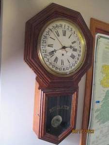 lot 8 image: Regulator pendulum clock...