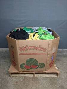 Resellers Dream 40 Wide Box of Mens & Womens Pre-Owned Clothing, Linens, Blankets, Towels, Sheets C