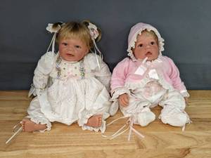 Pair of Vintage Lee Middleton by Reva Schick Dolls 1997 X