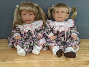 Adorable Vintage Pair of Blonde Pat Secrist Dolls 1993 and 1995 X
