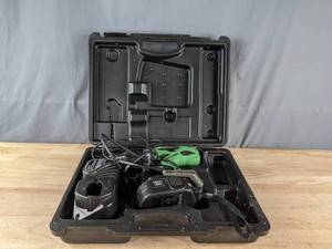 Hitachi 18 Volt Drill, Battery and Charger   K
