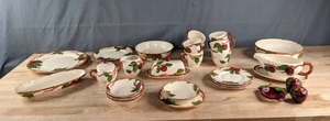 Franciscan Apple Dinnerware Dish Set   K