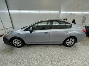 lot 10Z image: 2012 Subaru Impreza 2.0I - AWD