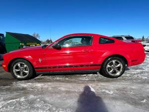 lot 18D image: 2006 Ford Mustang