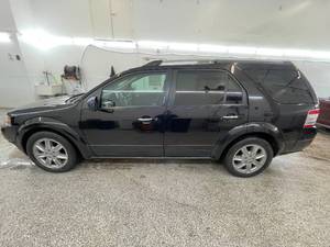 lot 17CC image: 2008 FORD TAURUS X LIMITED