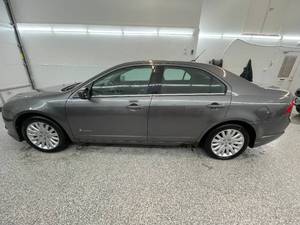 lot 11C image: 2010 Ford Fusion Hybrid