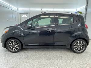 lot 11ZZ image: 2015 Chevrolet Spark 2LT CVT - 1 OWNER