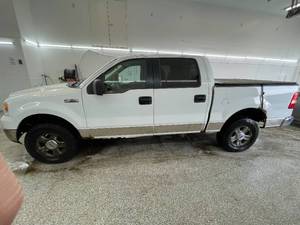 2005 Ford F-150 Lariat - 4X4