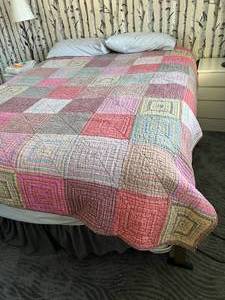 Queen Bed and Included Bed Fittings