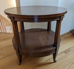 lot 20 image: Circular End Table On Casters