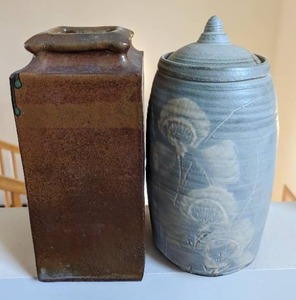 lot 22 image: Two Pottery Vessels