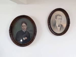 lot 28 image: Two Framed Portraits