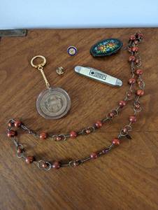 lot 72 image: Miscellaneous Jewelry and More