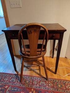 lot 95 image: Vintage Desk And Chair
